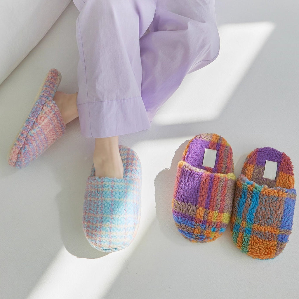 Fuzzy Gradient Sherpa Cloud Slippers