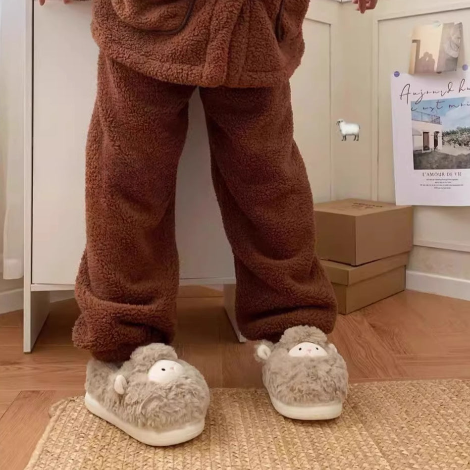 Lamb Cloud Closed-Back Slippers