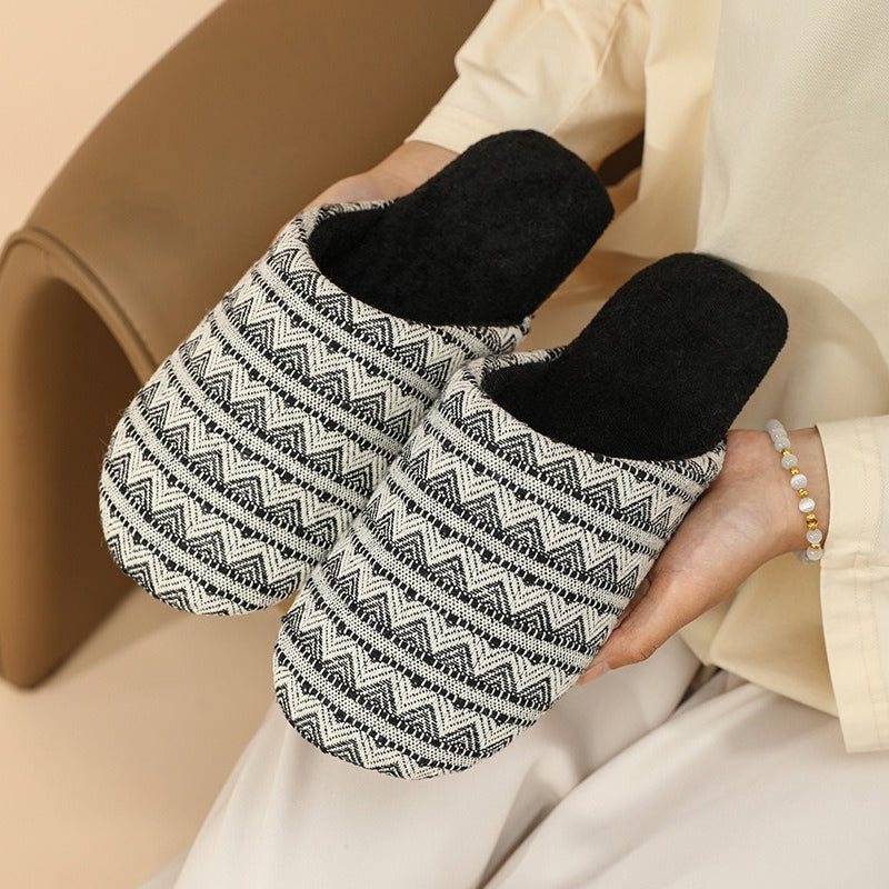 Zigzag Knit Indoor Slippers