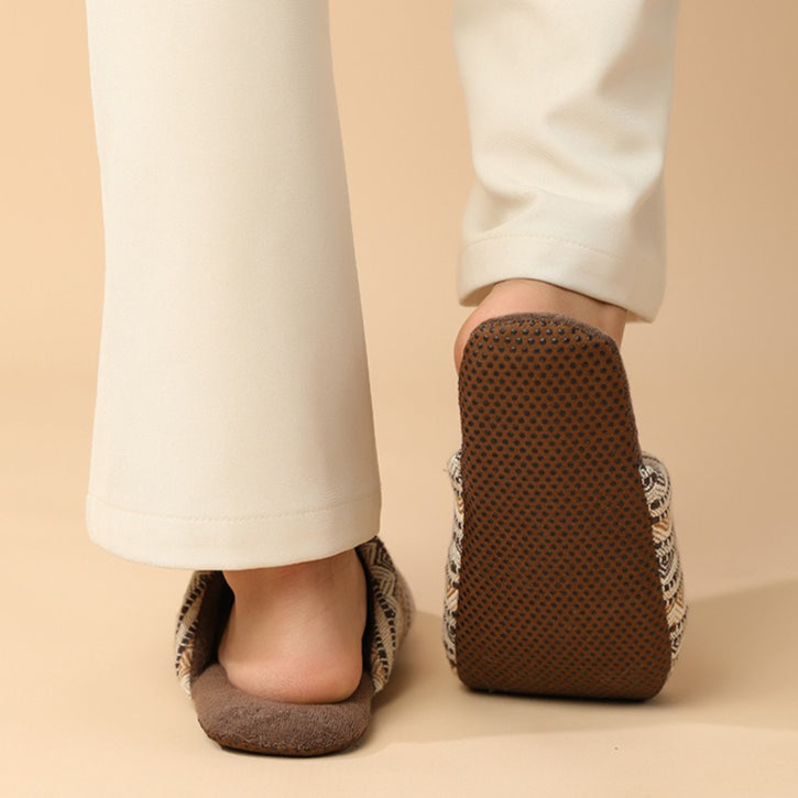 Zigzag Knit Indoor Slippers