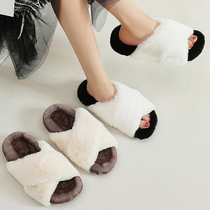 Two-Tone Plush Lounge Slippers