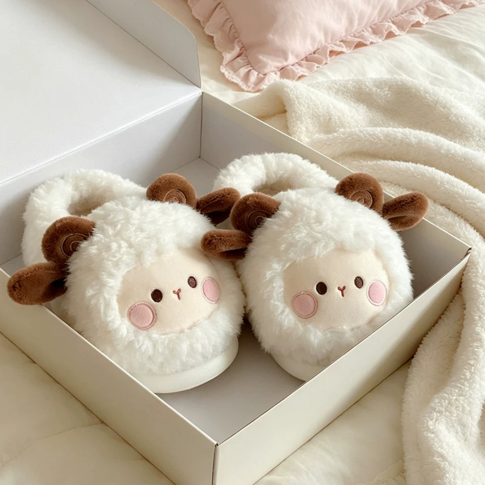 Blushing Lamb Fleece Indoor Slippers