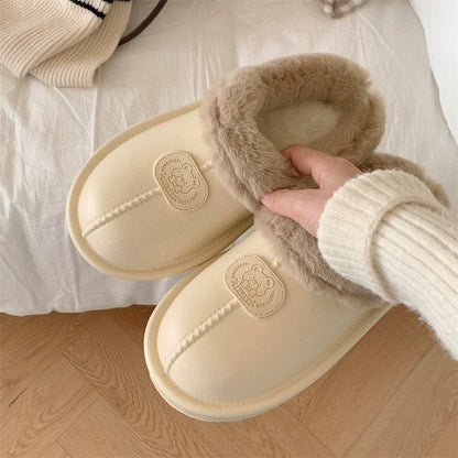 Fuzzy Collar Bear Patch slippers