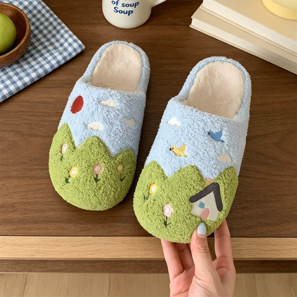 Countryside Cottage Fleece Slippers