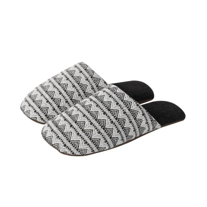 Zigzag Knit Indoor Slippers