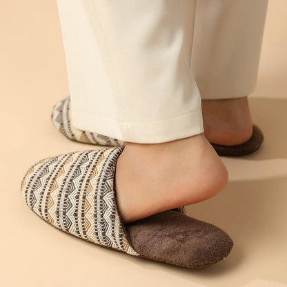 Zigzag Knit Indoor Slippers