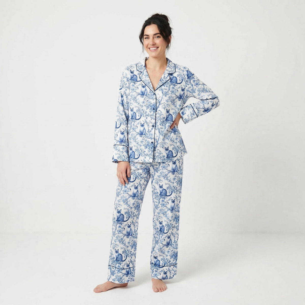 Blue Toile Siamese Cat Women's Pajama Set